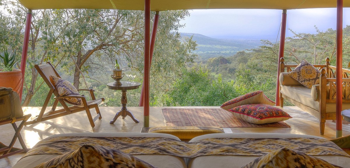 Luxury Safari Accommodations